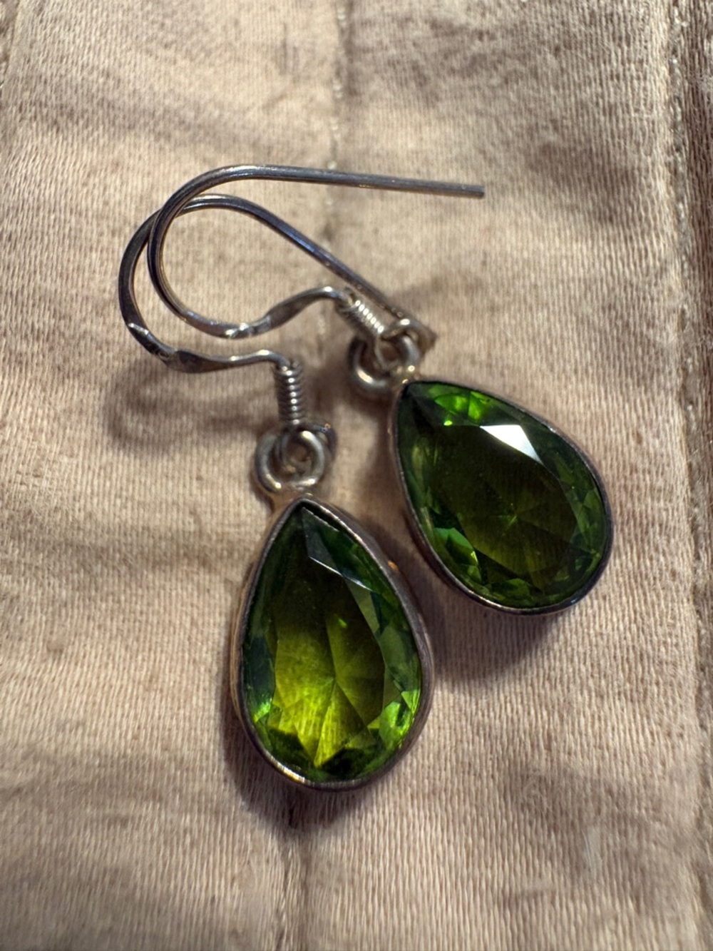 #57 - SPRING CLEANING: Elegant Green Peridot Teardrop Dangle Earrings